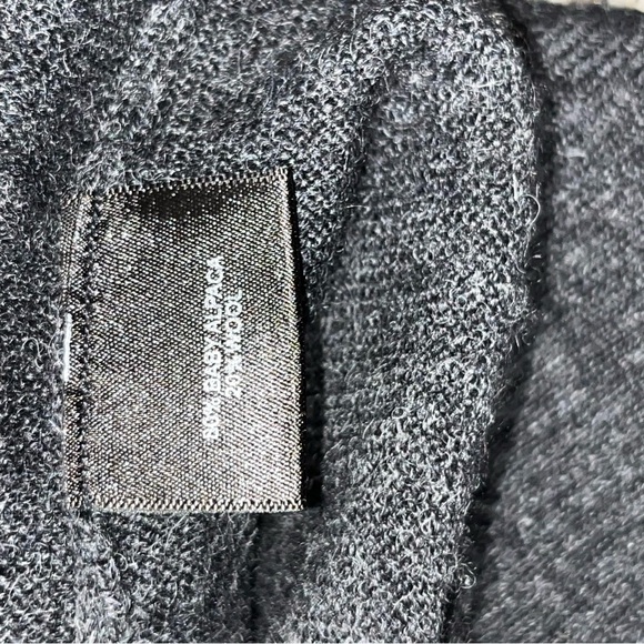 Allen Edmonds Men’s Cardigan - Picture 4 of 5